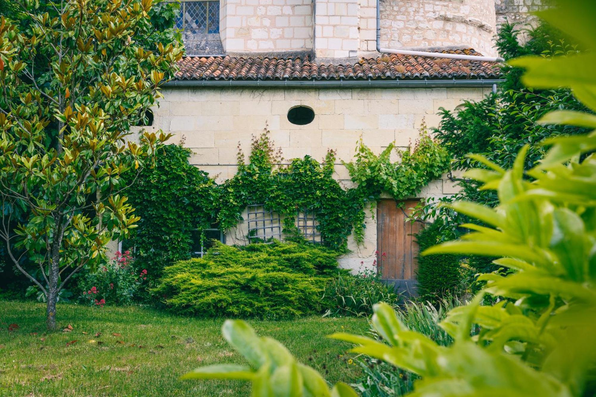 Le Prieure Sainte Croix Otel Loudun Dış mekan fotoğraf