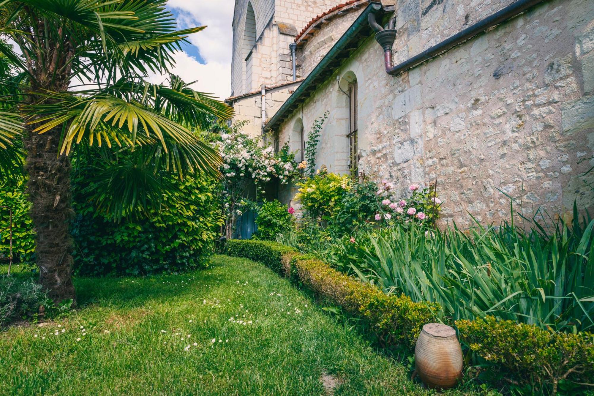 Le Prieure Sainte Croix Otel Loudun Dış mekan fotoğraf