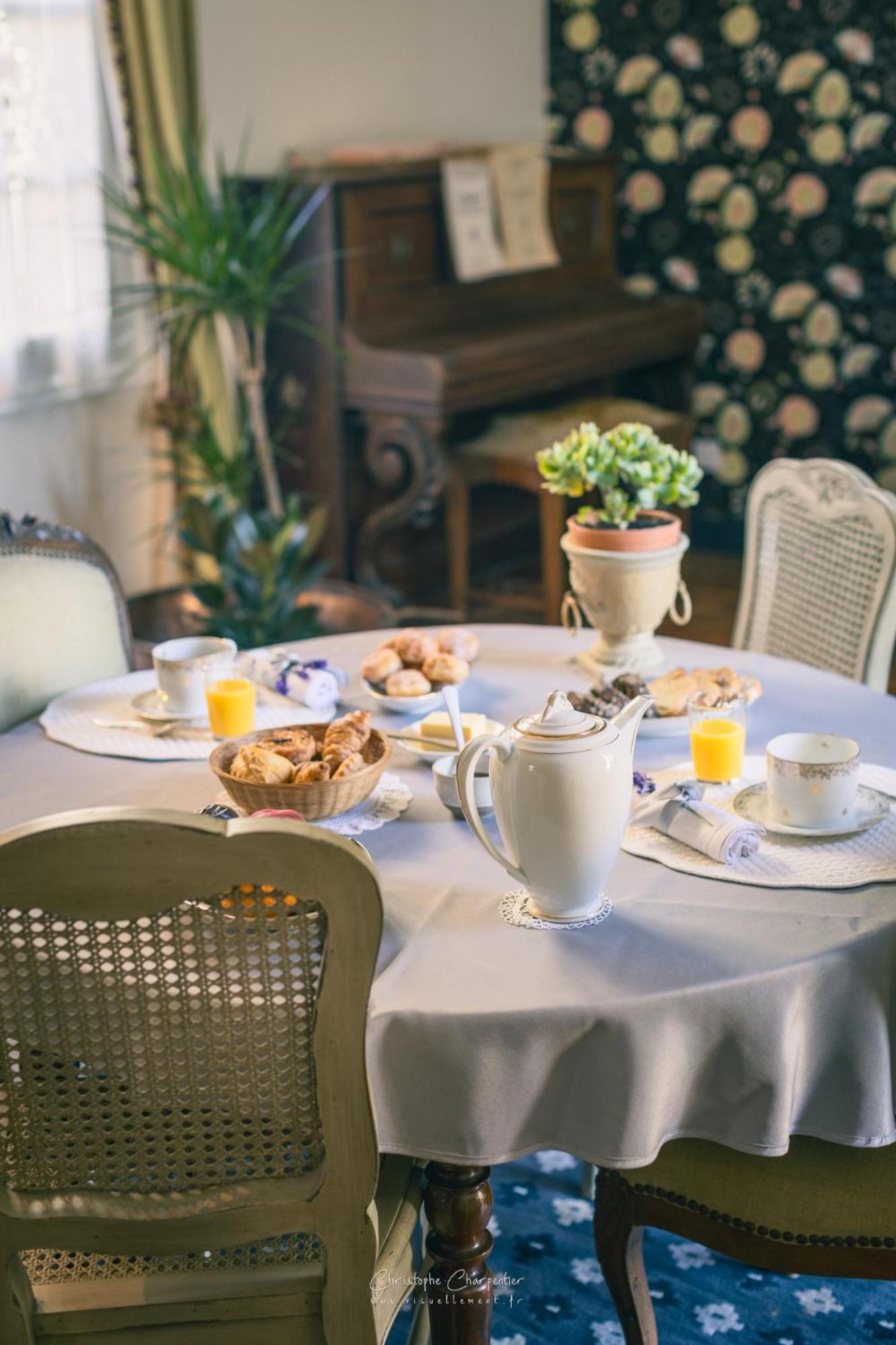 Le Prieure Sainte Croix Otel Loudun Dış mekan fotoğraf