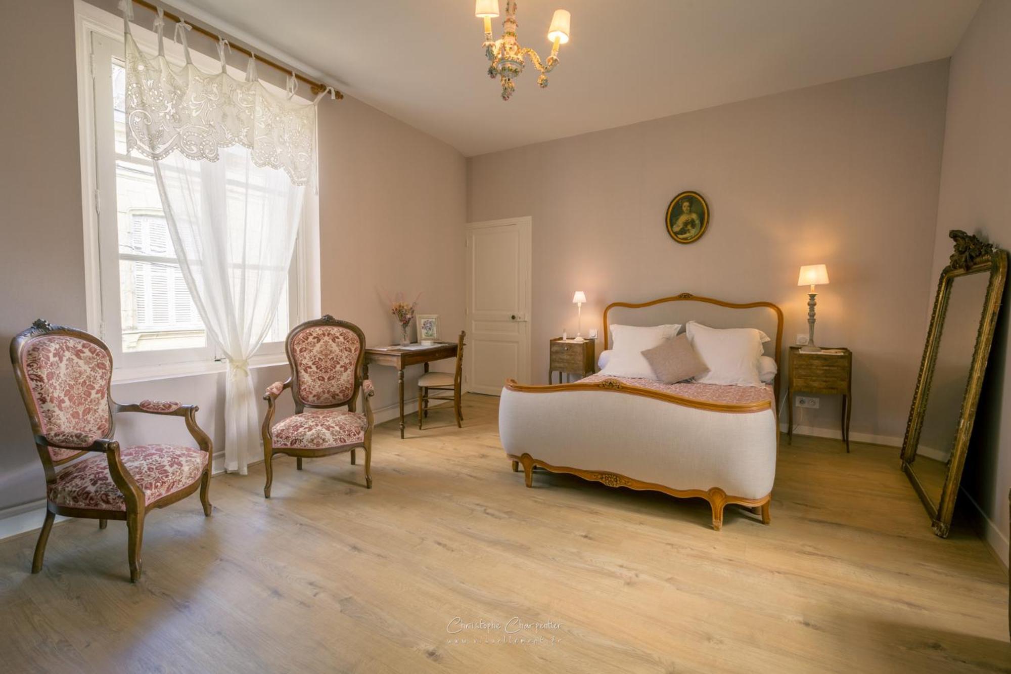 Le Prieure Sainte Croix Otel Loudun Dış mekan fotoğraf